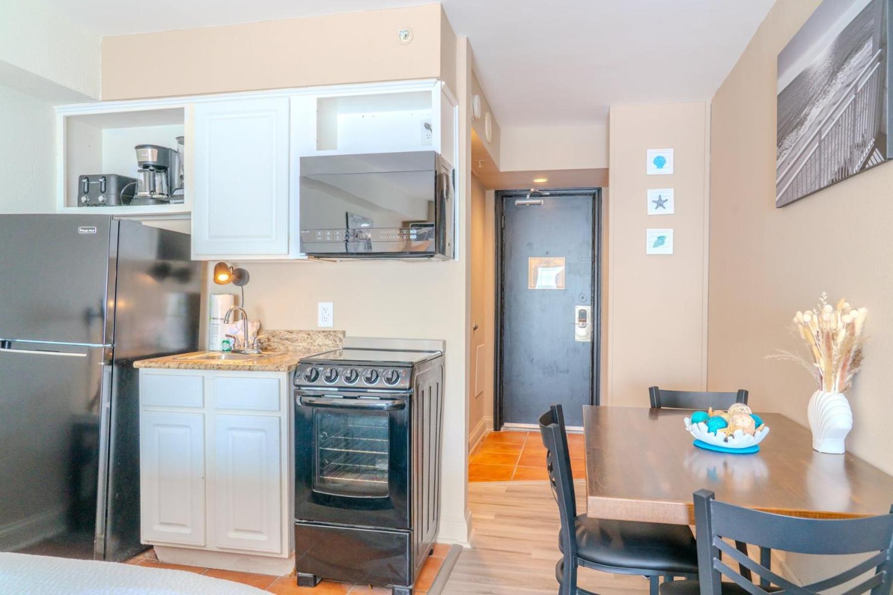 Beautiful Ocean Front Double Queen Suite - Sea Mist Resort 20905 - Perfect For 2-4 Guests! Myrtle Beach Buitenkant foto